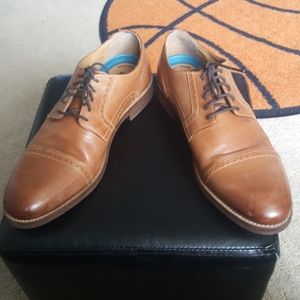 Taupe Dress Shoes by Nunn Bush